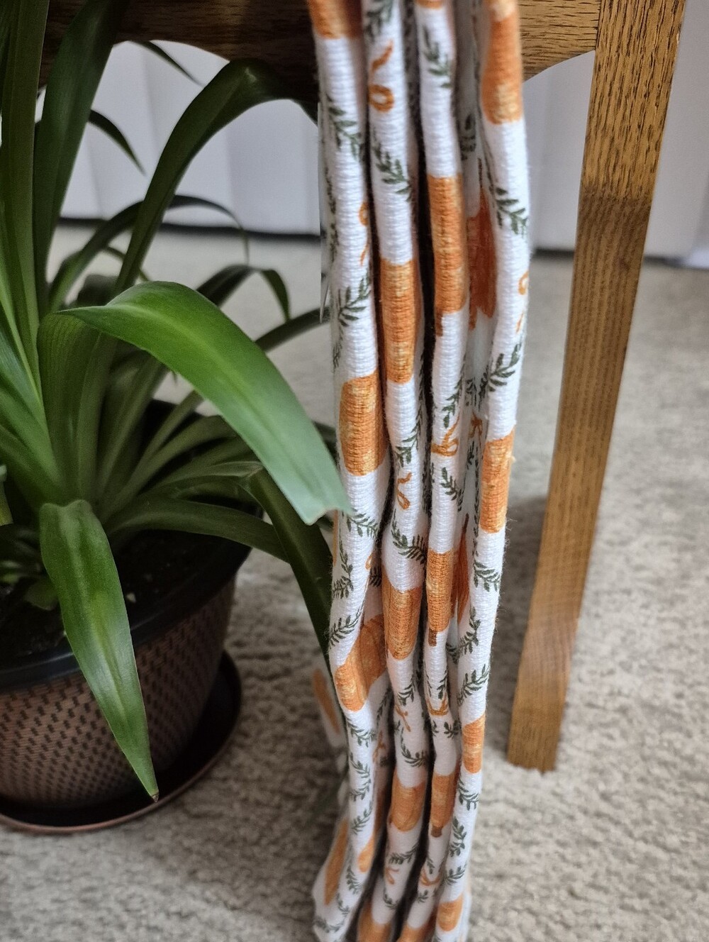 Pumpkin-Print Towels (Set Of 2) With A Matching Orange Fall Themed Spoon Rest - Picture 4 of 6